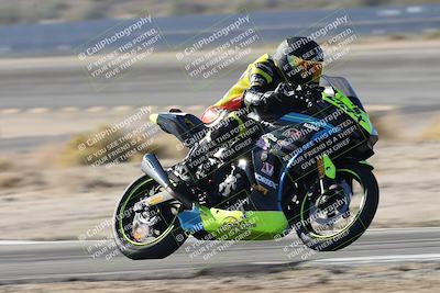 media/Dec-05-2025-CVMA Friday Practice (Fri) [[303bad9a84]]/4-Racer 4-Trackday 1/Session 2 (Turn 14)/